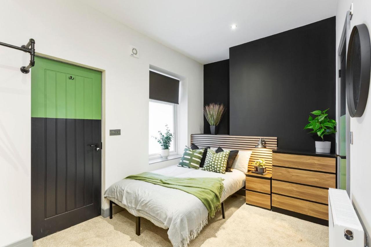 Апартаменты ✰Onpoint -Modern & Fresh Studio Apt Close To Centre - Convenient!✰ Бистон Экстерьер фото