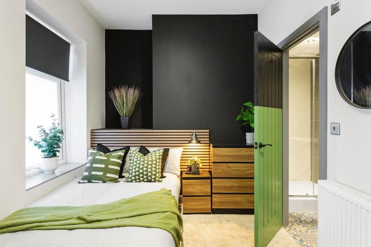 Апартаменты ✰Onpoint -Modern & Fresh Studio Apt Close To Centre - Convenient!✰ Бистон Экстерьер фото